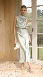 Women's Satin Evening Dress – Fitted Formal Cocktail Occasion Dress