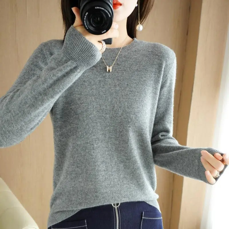 Women's Crew Neck Sweater – Lightweight Long Sleeve Knit Sweater