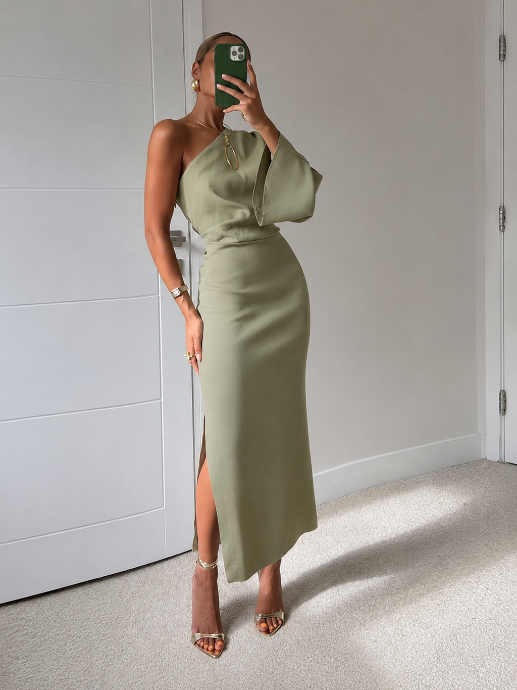 Women's Pleated Maxi Dress – Flowy Green Day-to-Night Dress