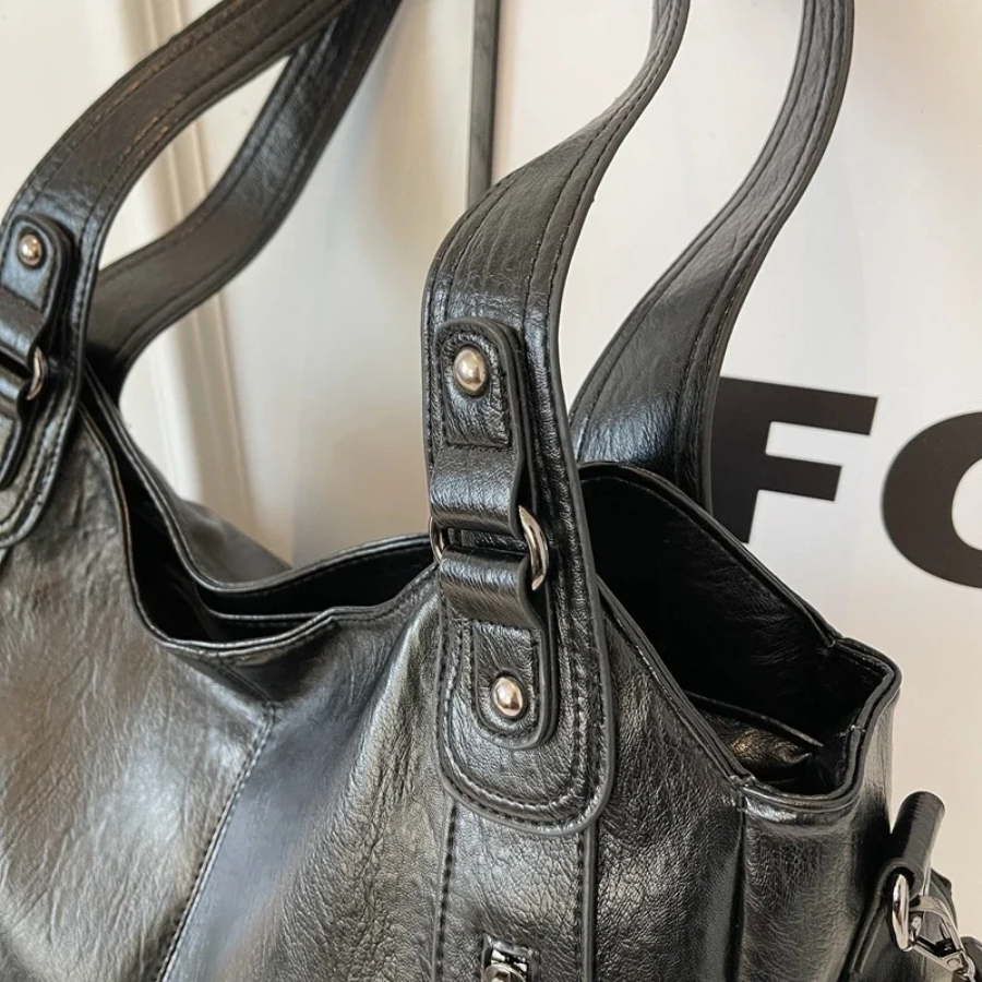 Women's Casual Shoulder Bag – Stylish Everyday Shoulder Bag – Amber