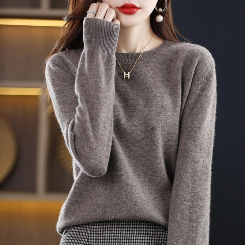 Women's Classic Crew Neck Sweater – Soft Long Sleeve Knit Pullover