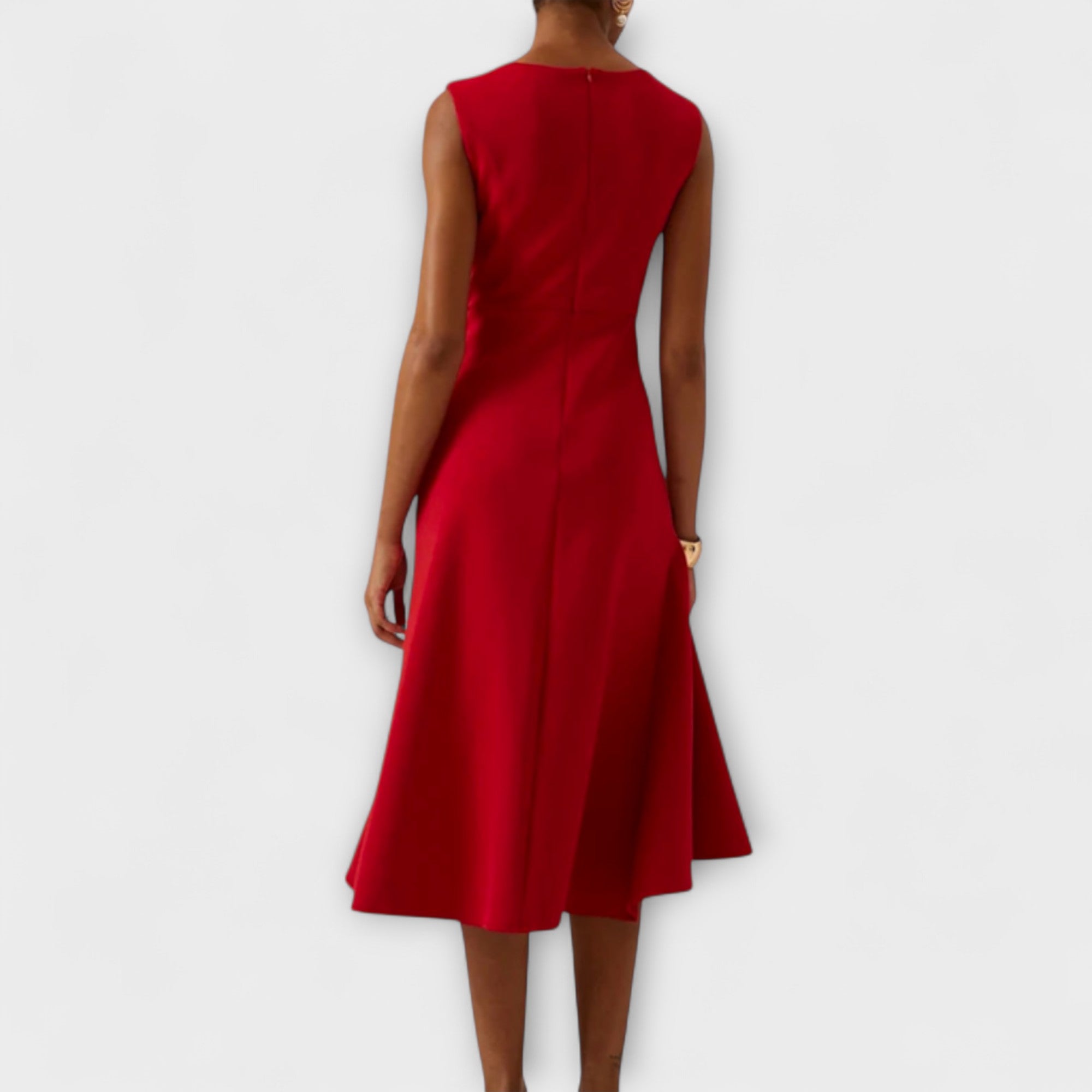 Genevieve | Sophisticated Sleeveless Midi Dress