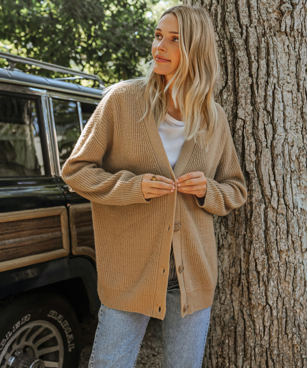 Women's Classic V-Neck Cardigan – Soft Button Front Knit Cardigan