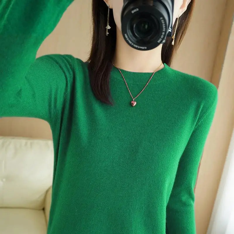 Women's Crew Neck Sweater – Lightweight Long Sleeve Knit Sweater