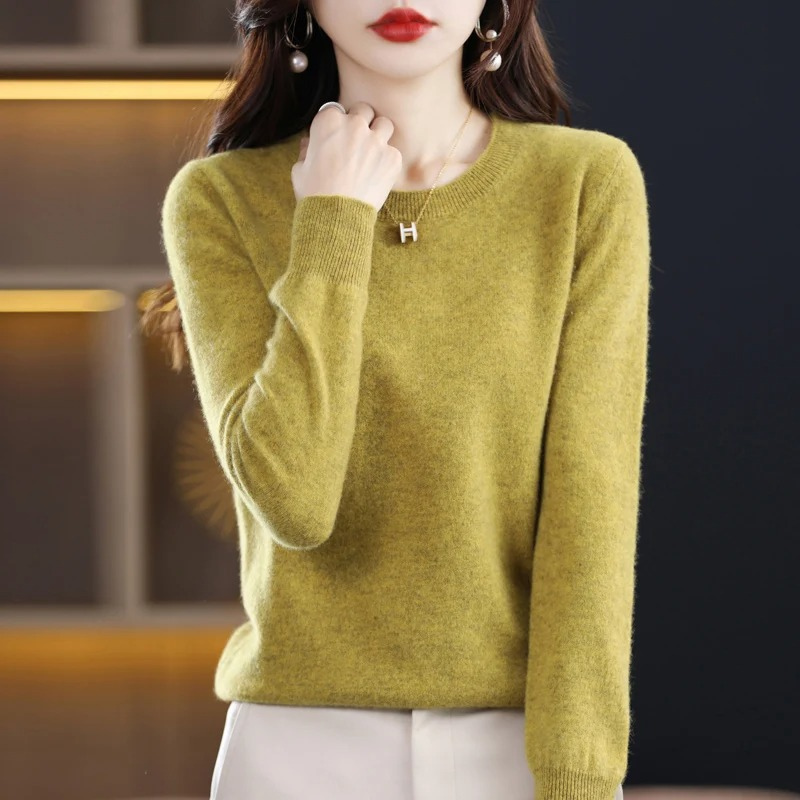 Women's Classic Crew Neck Sweater – Soft Long Sleeve Knit Pullover