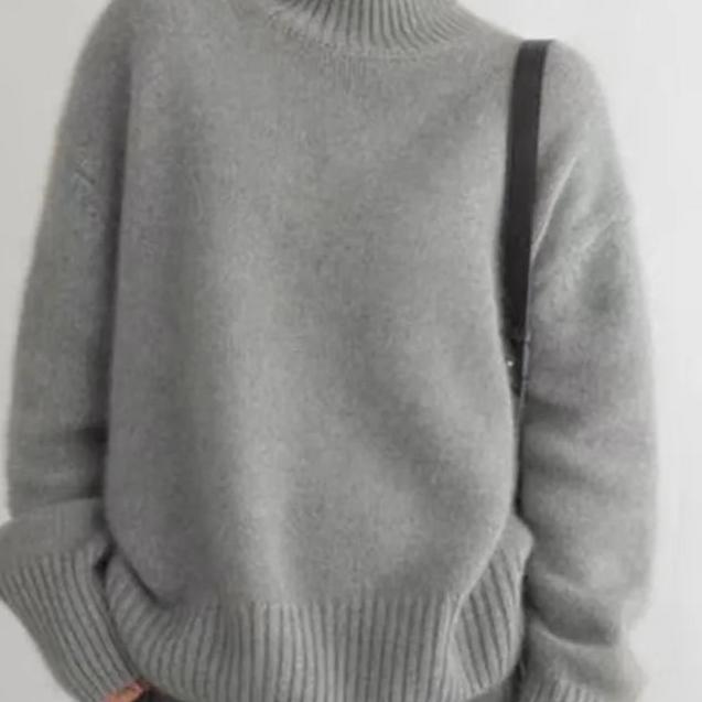 Women's Oversized Turtleneck Sweater – Winter Knit Sweater – Sydney