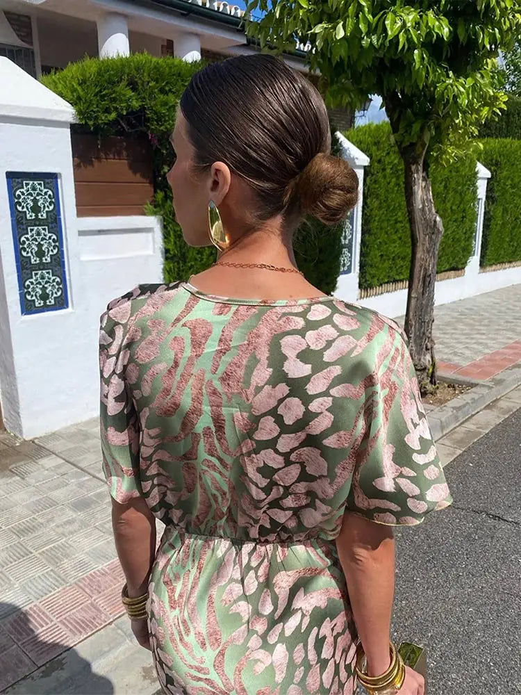 Cosima | Elegant V-Neck Midi Dress