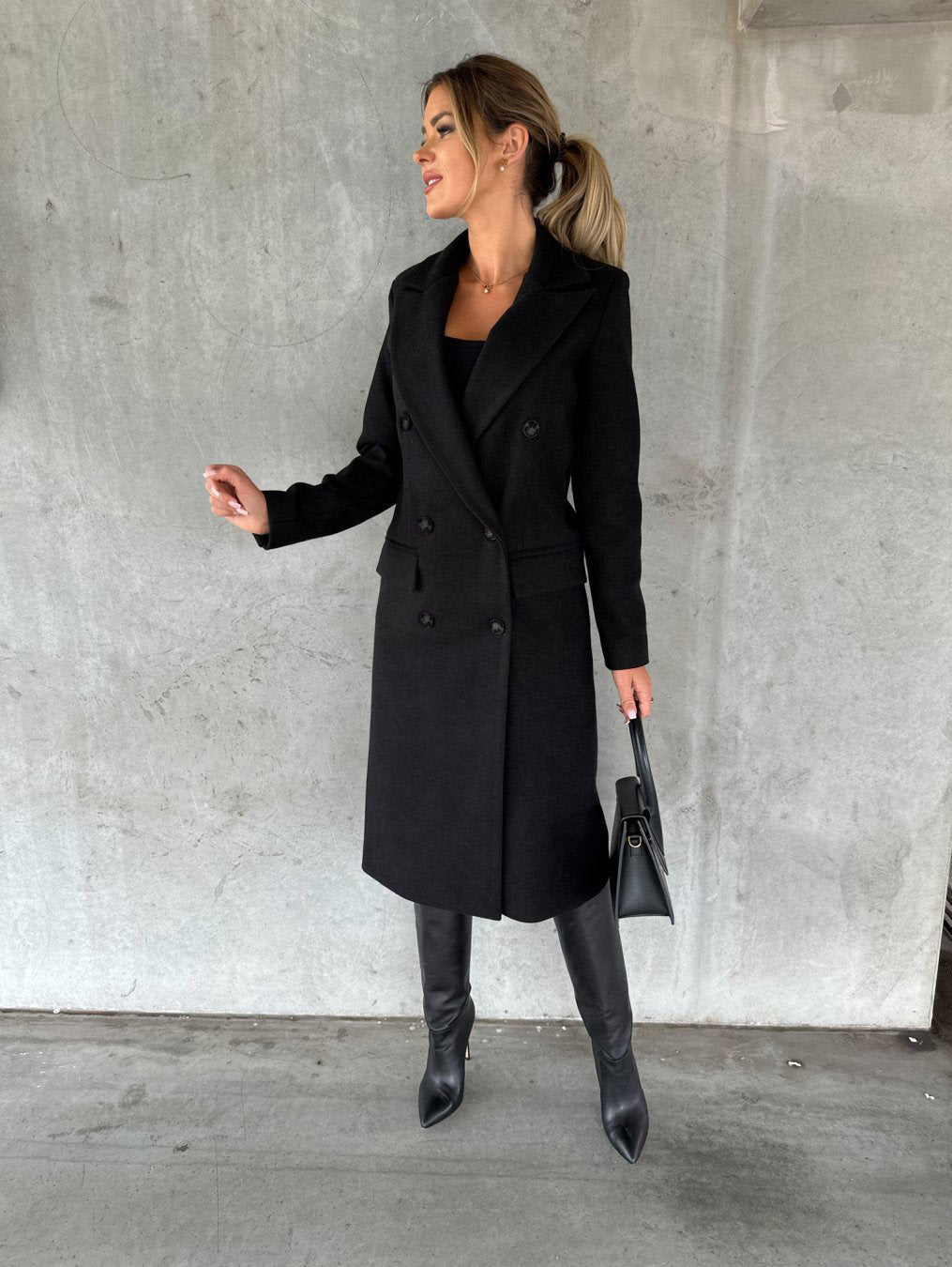 Women's Tailored Long Coat – Double-Breasted Winter Overcoat