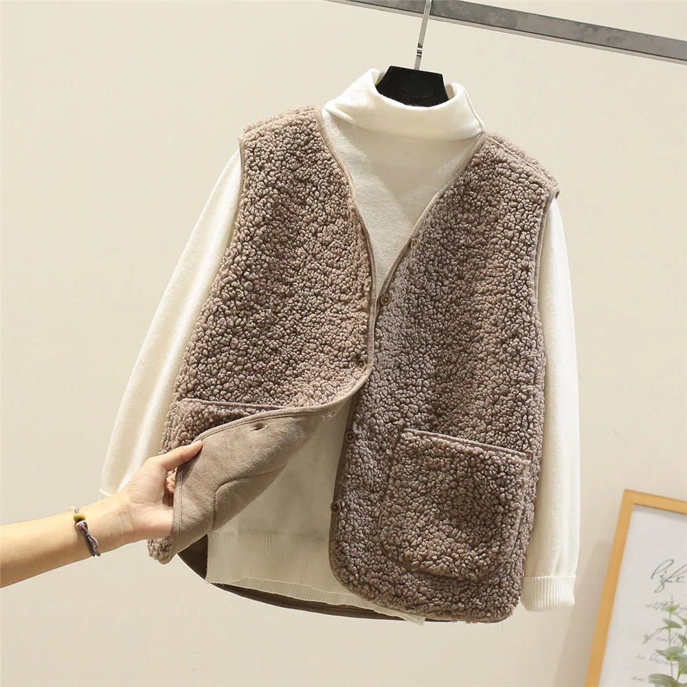 Women's Button Front Gilet – Relaxed Pocket Layering Vest