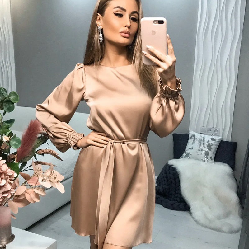 Women's Sleek Evening Dress – Classic Formal Occasion Dress