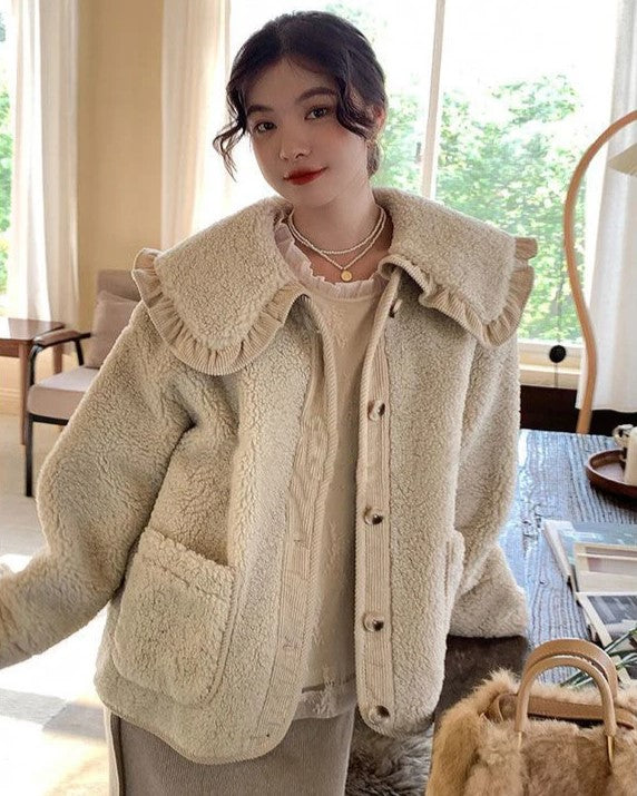 Women's Ruffle Collar Coat – Plush Relaxed Winter Jacket