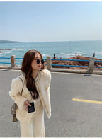 Women's Faux Fur Collar Coat – Cropped Plush Winter Jacket