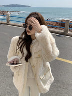Women's Faux Fur Collar Coat – Cropped Plush Winter Jacket