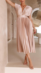 Women's Pleated Maxi Dress – Flowing Occasion Dress