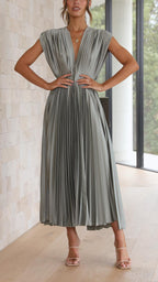Women's Pleated Maxi Dress – Flowing Occasion Dress