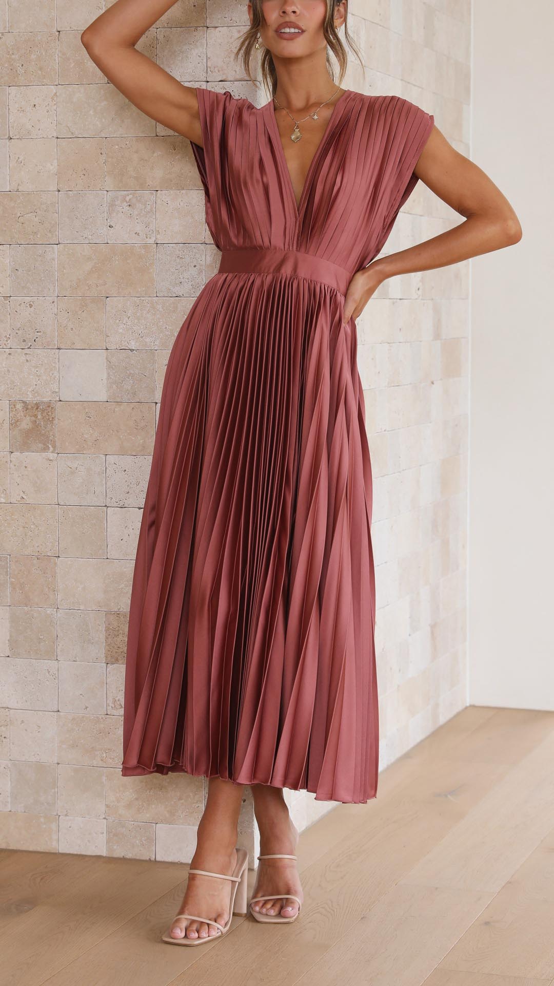 Women's Pleated Maxi Dress – Flowing Occasion Dress