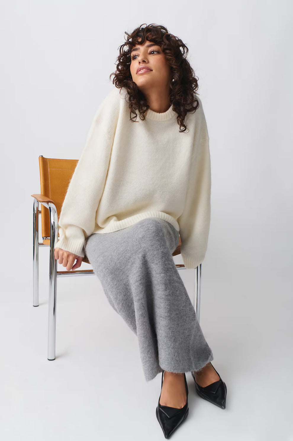 Women's Balloon Sleeve Sweater – Oversized Round Neck Knit Pullover