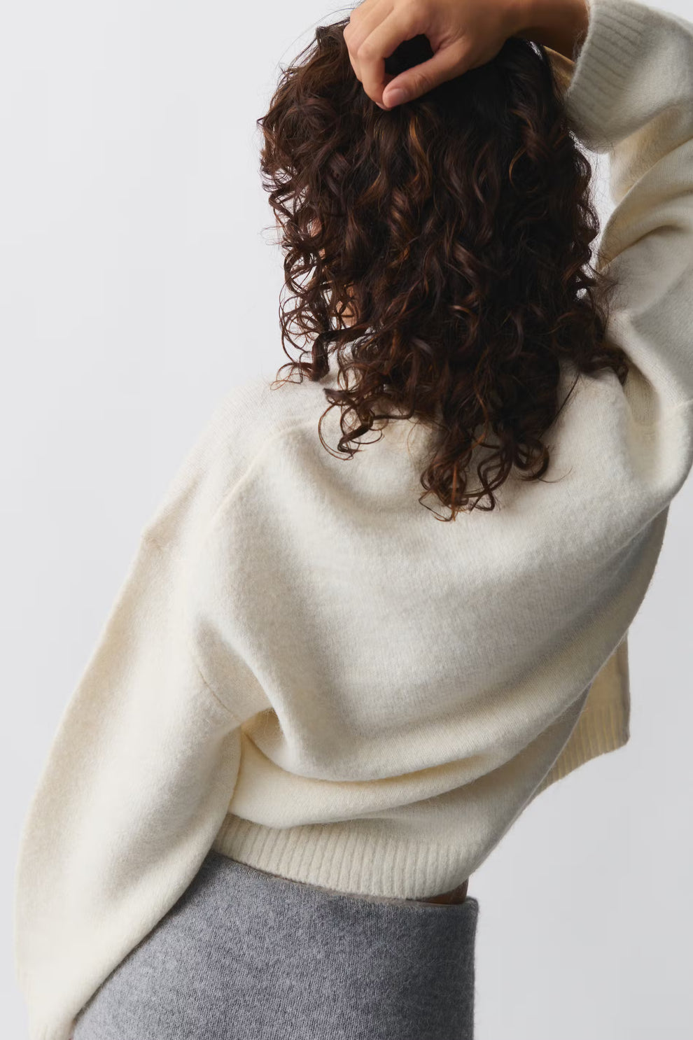 Women's Balloon Sleeve Sweater – Oversized Round Neck Knit Pullover