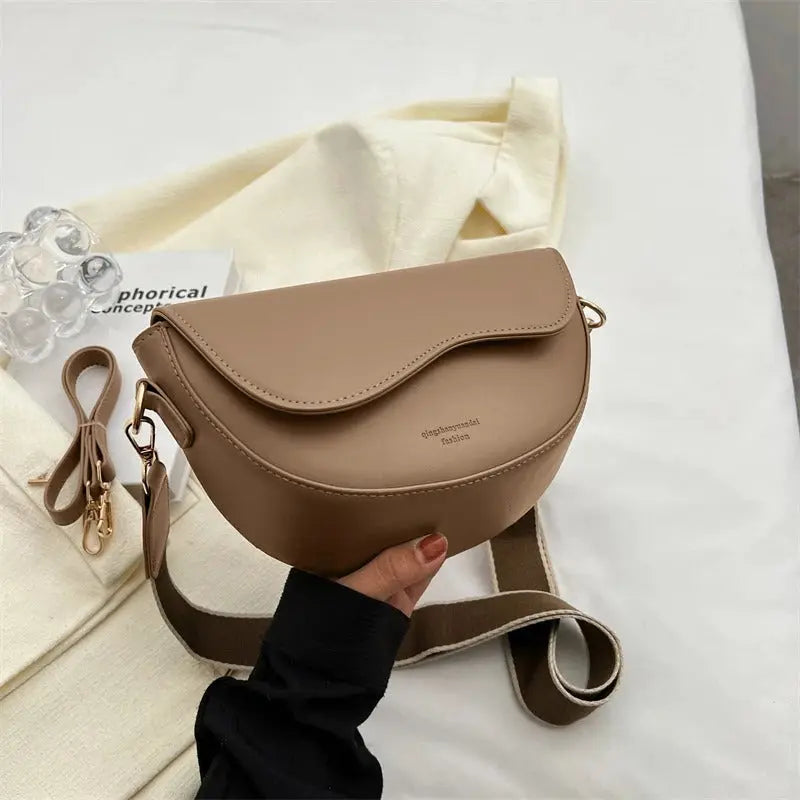 Women's Luxe Shoulder Bag – Elegant Fashion Shoulder Bag – Aimee