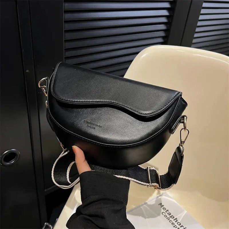 Women's Luxe Shoulder Bag – Elegant Fashion Shoulder Bag – Aimee