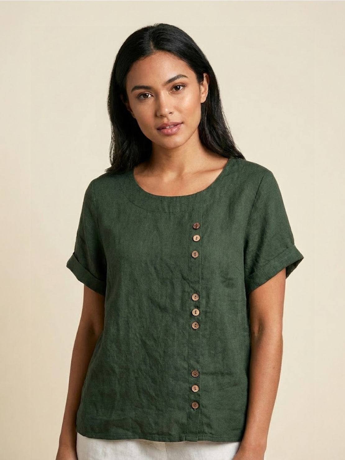 Women's Button Blouse with Crew Neck and Relaxed Silhouette