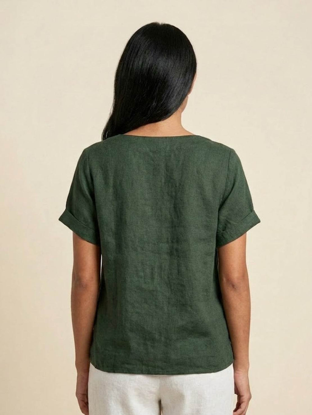 Women's Button Blouse with Crew Neck and Relaxed Silhouette