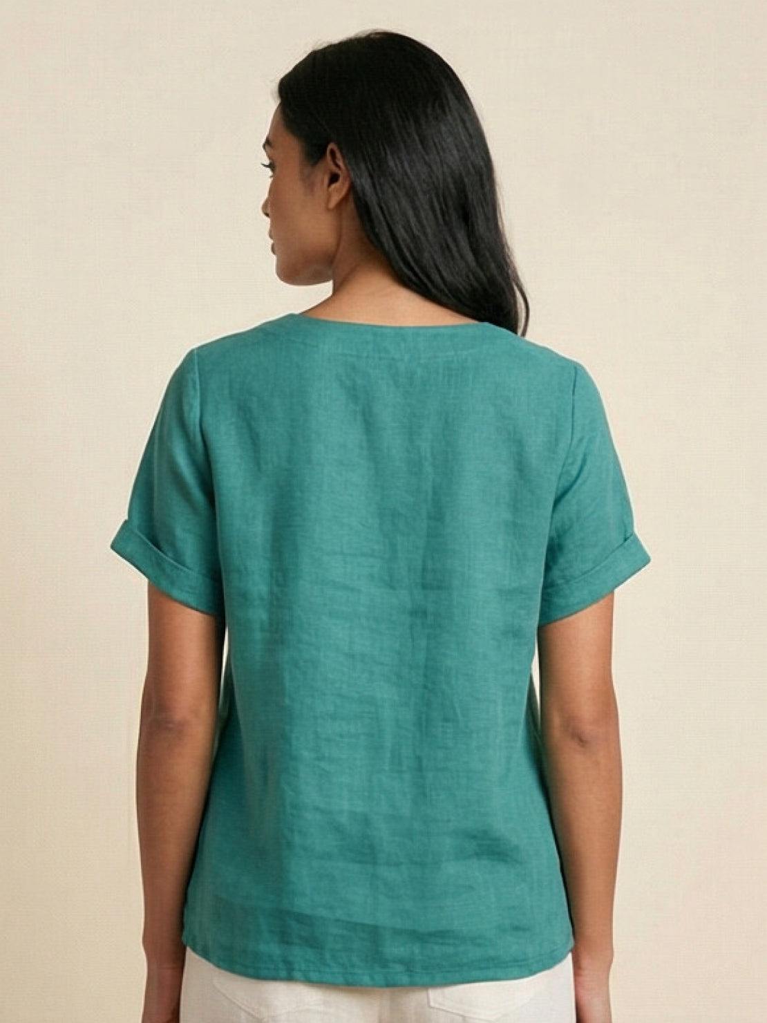 Women's Button Blouse with Crew Neck and Relaxed Silhouette