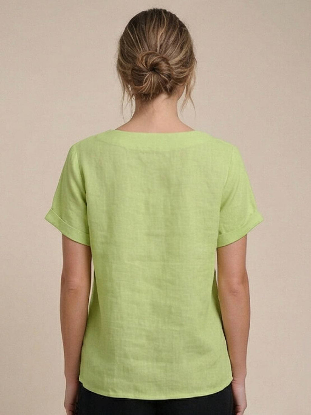 Women's Button Blouse with Crew Neck and Relaxed Silhouette